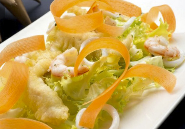 Ensalada de invierno con lenguado y calamares