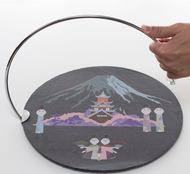 Vajillas de pizarra. Bandeja con asa desmontable. Instagram.