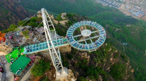 Mirador transparente más grande del mundo. Shilinxia. China