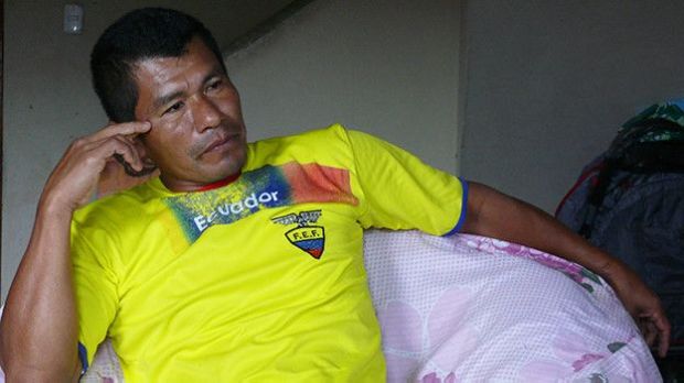 Simón cuenta que influyen muchas cosas en la jornada laboral. Si el sol está muy fuerte, la paja se puede echar a perder.