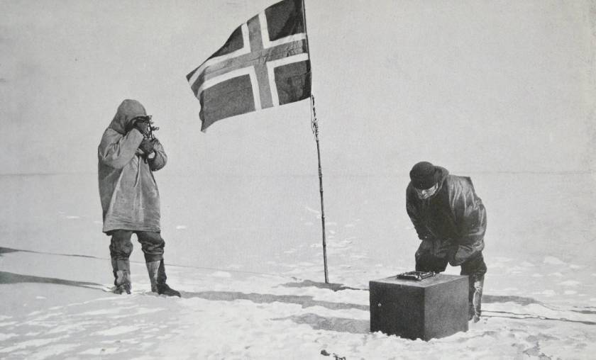 El capitan Roald Amundsen.  WORLD HISTORY ARCHIVE/GETTY IMAGES